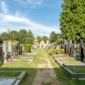 "Mislila sam da su nekog ubili i ubacili": Užas na zagrebačkom groblju, prolaznici zatekli 15 otvorenih grobnica