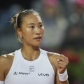 Džen pobedila Sabalenku i plasirala se u polufinale turnira u Rimu