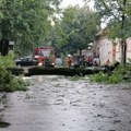 Snažna oluja pogodila je Mađarsku, stotine hiljada domaćinstava bez struje