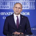 Tri decenije posle oluje Zagreb slavi vojnom paradom, Srbi pamte progon