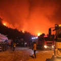 (Galerija) vatra briše sve pred sobom na destinacijama gde Srbi letuju Hiljade evakuisanih dok čitava ostrva nestaju u dimu…