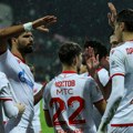 Napredak - Crvena zvezda: Crveno-beli napadaju od starta, Kruševljani imali veliku šansu!