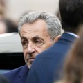 Sarkozi spava u ćeliji od devet metara; Robijaši mu prete "Osvetićemo Gadafija" VIDEO