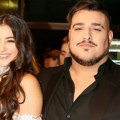 Mali Aleksej neustrašiv! Hvata zverke u prirodi i igra badmington Sin Darka Lazića i Marine Gagić ovako provodi 1. maj…