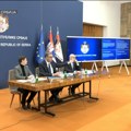 Vučić na konferenciji: Rešenje krize je u dijalogu, studenti krivi za pad investicija