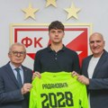 Zvanično - Najmlađi debitant u istoriji Zvezde potpisao do 2028. godine