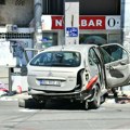 "Gledala sam kako izvlače devojčicu ispod: Automobila!" Žrtva današnjeg udesa u centru Beograda opisuje kako je zamalo…