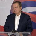 Oglasio se Dačić nakon paljenja gradske uprave i prostorija SNS u Valjevu