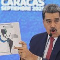 Maduro preti vanrednim stanjem, ratni brodovi SAD na Karibima