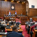 Polemika na sednici Skupštine Srbije: Rasprava o biračkom spisku i leks specijalisu za Generalštab