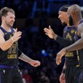Џејмс се вратио на паркет, Дончић водио Лејкерсе до победе против Јуте