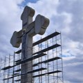 Počelo uređenje Đurđevdanskog krsta na ulazu u Kragujevac