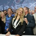 Ona pretvara Maskove vizije u milijarde: Ko je žena koja stoji iza uspeha SpaceX-a