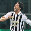 Ekstaza u Istanbulu - stigao Vlahović! VIDEO