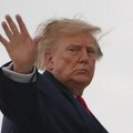 Tramp opet na udaru medija: CNN, Politico i MS NOW traže od suda da zaustavi zabranu ulaska u Belu kuću