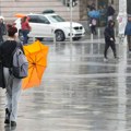 Na snazi su narandžasti i žuti meteo alarm! Stižu kiša, pljuskovi sa grmljavinom, u ovom delu Srbije pojaviće se i grad