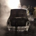 Plamen progutao automobil na auto-putu „Miloš Veliki”