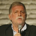Peca Popović: Postoji sličnost između političara i pelena – moraju se menjati, iz istog razloga