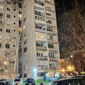Prvi snimak drame u Novom Sadu Policija pregovara sa ženom, hoće da skoči sa zgrade (VIDEO)