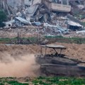Novi izraelski napadi na izbeglički kamp Džabalija; Zvaničnik Hezbolaha ubijen u napadu drona u južnom Libanu