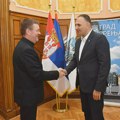Gradonačelnik primio novog biskupa Mirka Štefkovića – za nastavak dobre saradnje Grada Zrenjanina i Zrenjaninske biskupije…