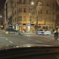 Sudar auta i motora u centru Beograda: Vozač motocikla prevezen u Urgentni