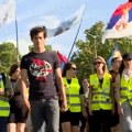 Studenti redari ponovo na rukama imaju ispisanu krvnu grupu i brojeve telefona roditelja