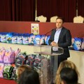 Kragujevac: Obezbeđen školski pribor za predškolce i prvake romske nacionalnosti