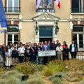 Ajfelov toranj, katdrala i dvorac: Putovanje za pamćenje za užičke đake generacije - najbolji učenici kao poklon dobili…
