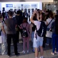 Skup ispred Rektorata u Kragujevcu: Podrška studentima nakon što je rektor nasilno ušao u zgradu