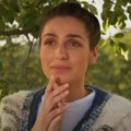 Svi je znaju kao tugaljivu Radašinovu ćerku, a danas je ne biste prepoznali, evo kako izgleda Miona iz "Selo gori, a baba se…