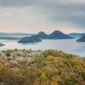 Fotografija sa Balkana koja je obišla svet: Fenomen u Skadarskom jezeru vidi se iz svemira, džinovski zeleni vrtlog nije ono…