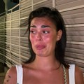 Haos ispred Pinka: Mina Vrbaški jeca, Viktor beži od nje - pokazala sadržaj telefona: "Iselila sam se iz stana"