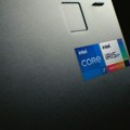 Intel nadmašio procjene zarade za treći kvartal, ali razočarao prognozama
