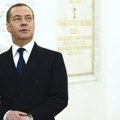 Oglasio se Medvedev: Moskva spremna da podrži još jednu državu za članstvo u BRIKS-u