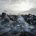 Horor prizori u Gazi: Više od 100 Palestinaca poginulo, desetine ranjeno u izraelskom vazdušnom napadu na školu (foto)