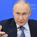 Pred put u Istanbul: Putin održao sastanak sa ruskom delegacijom