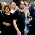 Oglasio se Surlik Ajnhorn o navodima da stoji iza slogana „bolje ćaci, nego naci“