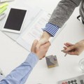 Građani masovno dižu kredite, banke zatrpane zahtevima! Najavljena strožija provera kreditne sposobnosti