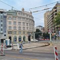 Pogled na Beograd iz Starog dvora: Polukružno preko Terazija, Trg Nikole Pašića "nova razglednica grada", signalizaciju u…