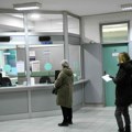 "Papiri odlaze u istoriju, samim tim i šetanje pacijenata": Počelo testiranje e-kartona u tri grada, za dva meseca širom…