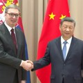 Si Đinping uputio čestitku povodom rođendana predsedniku Vučiću i svojeručno je potpisao