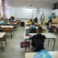 Prosvetari i roditelji u šoku, Ministarstvo ćuti o datumu kraja školske godine