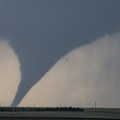 Tornado pogodio nekoliko američkih država: Dve osobe poginule, 39 povređeno, brojne kuće sravljene sa zemljom