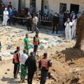 Otkrivena masovna grobnica u dvorištu bolnice; Ne može se reći koliko tela će biti pronađeno