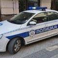 U Sevojnu policajac na motoru krenuo na uviđaj i sudario se s automobilom