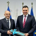 Ambasador Srbije u Atini sa ministrom za klimatsku krizu i civilnu zaštitu Grčke Vasilisom Kikiljasom.