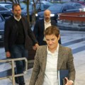 "Potpuni genijalci" Brnabić o pozivu na štrajk: "Nema kod gazde Šolaka vrdanja, pozivamo na štrajk ali mi ćemo…