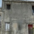 Od neugledne kuće napravila je oazu iz snova Ljudi ne mogu da veruju - evo koliko je platila zapuštenu nekretninu