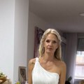 Detalji sa svadbe glumice iz "vojne akademije": Torta ukrašena prirodnim cvećem i bobičastim voćem, pokazali burme: "Nismo…
